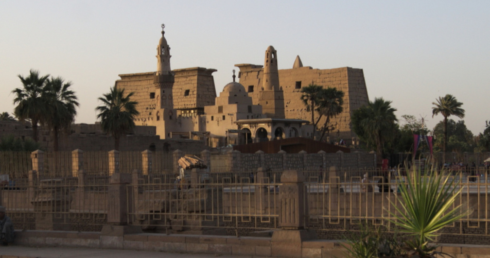 Karnak mit Luxor-Tempel