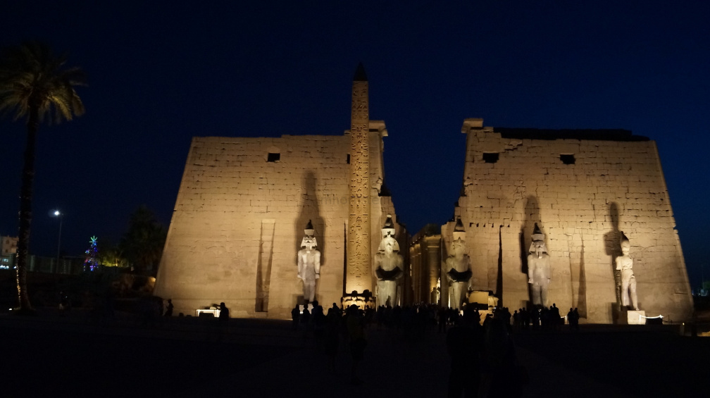 Karnak mit Luxor-Tempel