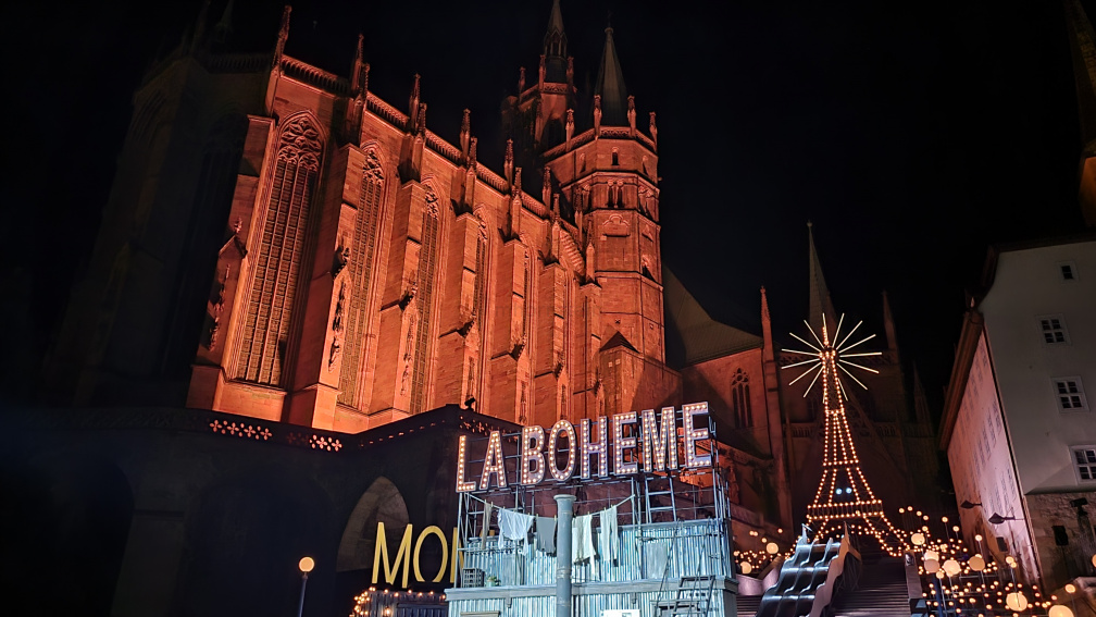 Aufführung der Oper La Boheme von Giacomo Puccini während der Domfestspiele